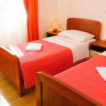 Ante Apartman
