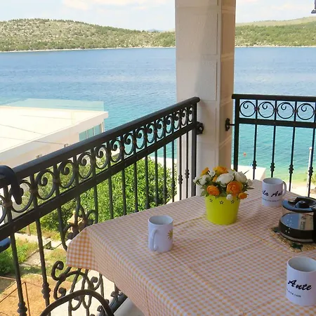 Apartman Ante Grebastica